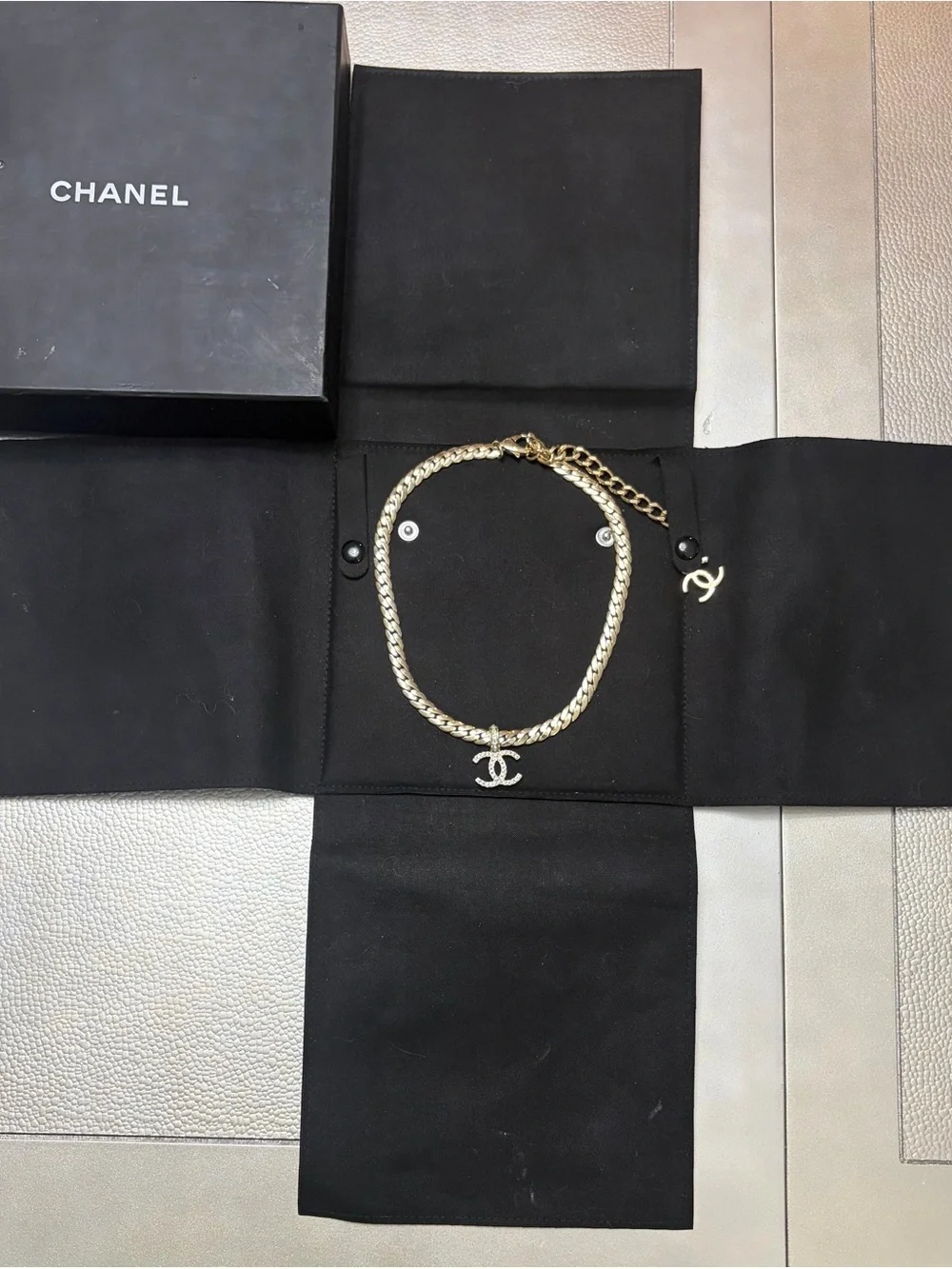 CHANEL CC LOGO NECKLACE GOLD TONE AUTHENTIC W/ BOX & RECEIPT